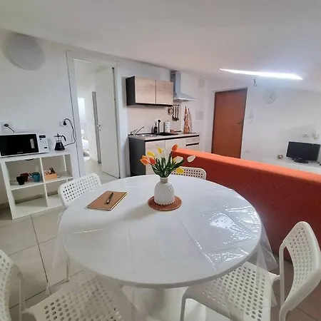 Inbonora Apartmán *